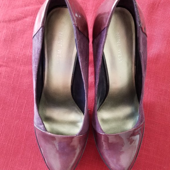 Shoes - Picture 1 of 2